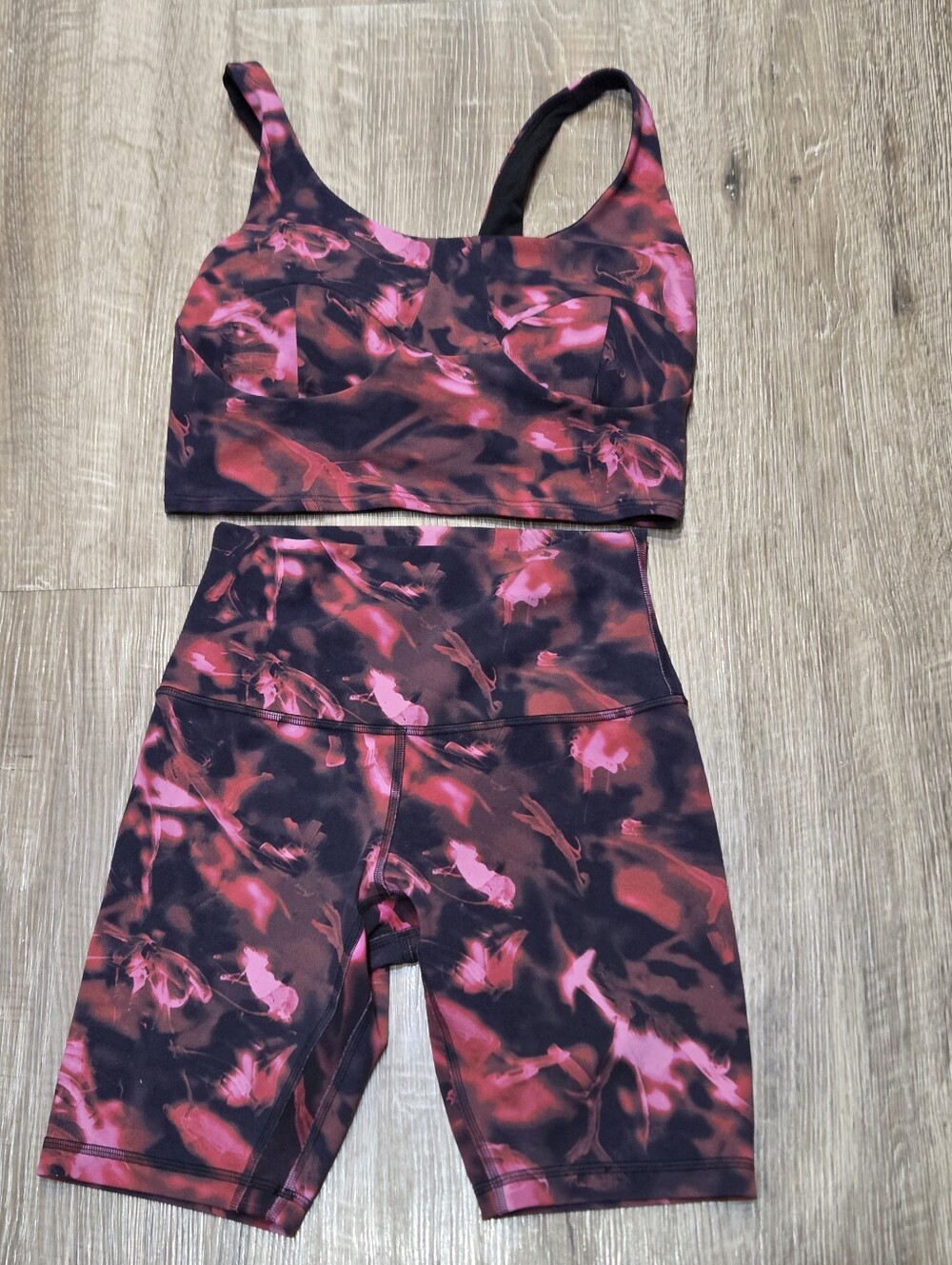 Lululemon Align Preowned Sports Bra and Short Set Size 4 Pink/Black.
